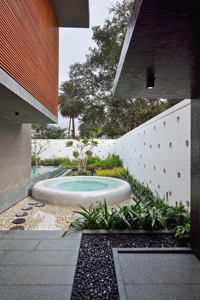 Pool House, Adisaptagram photo