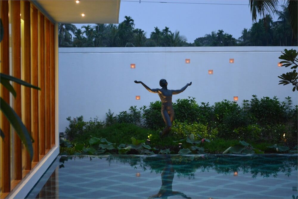 Pool House, Adisaptagram photo