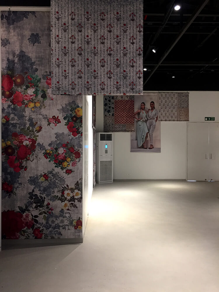 Quest Mall Gallery, Kolkata photo