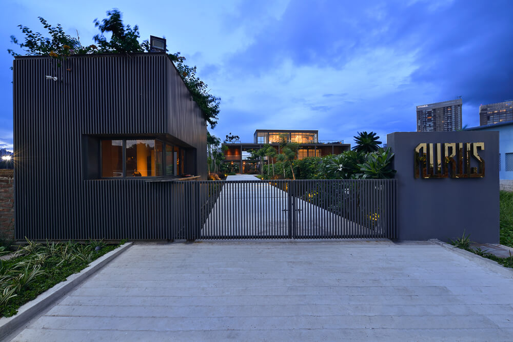 Aurus Sales Pavilion photo