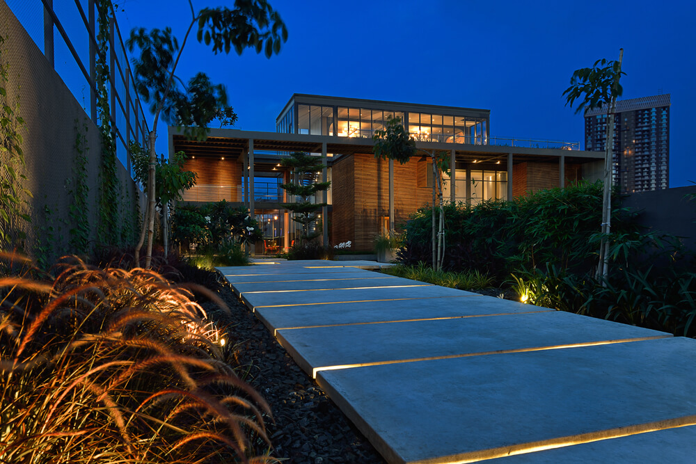 Aurus Sales Pavilion photo