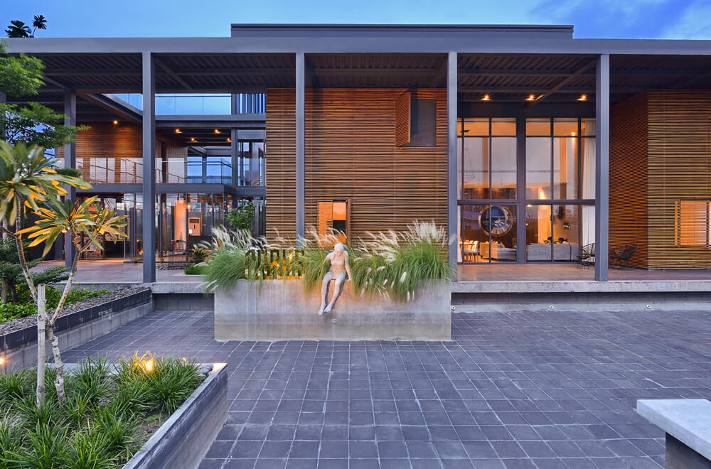 Aurus Sales Pavilion photo