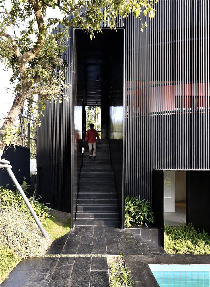 House of Sweeping Shadows photo