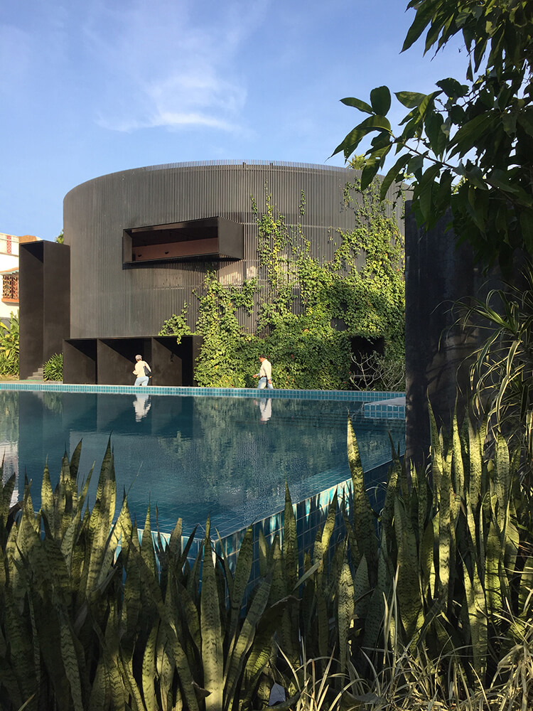 House of Sweeping Shadows photo