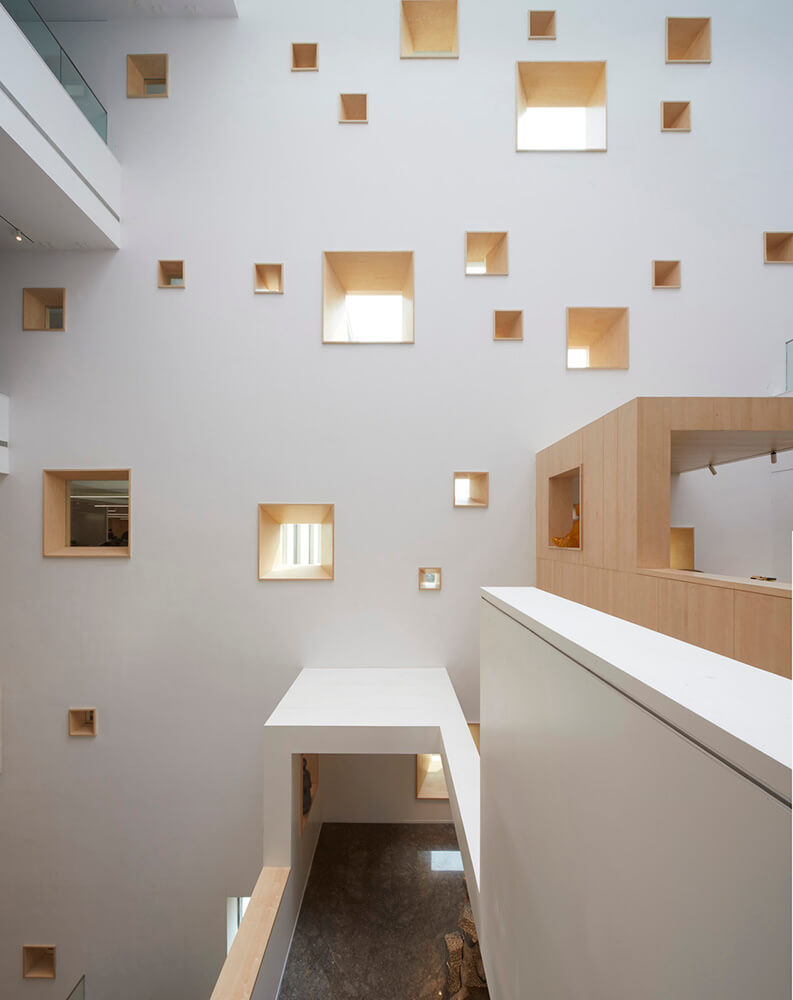 RP-Sanjiv Goenka Group - Corporate Headquarters Architectural Intervention photo