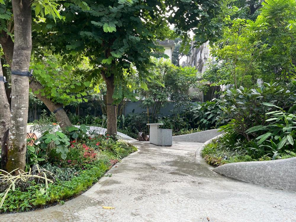 Alipur White House landscape photo