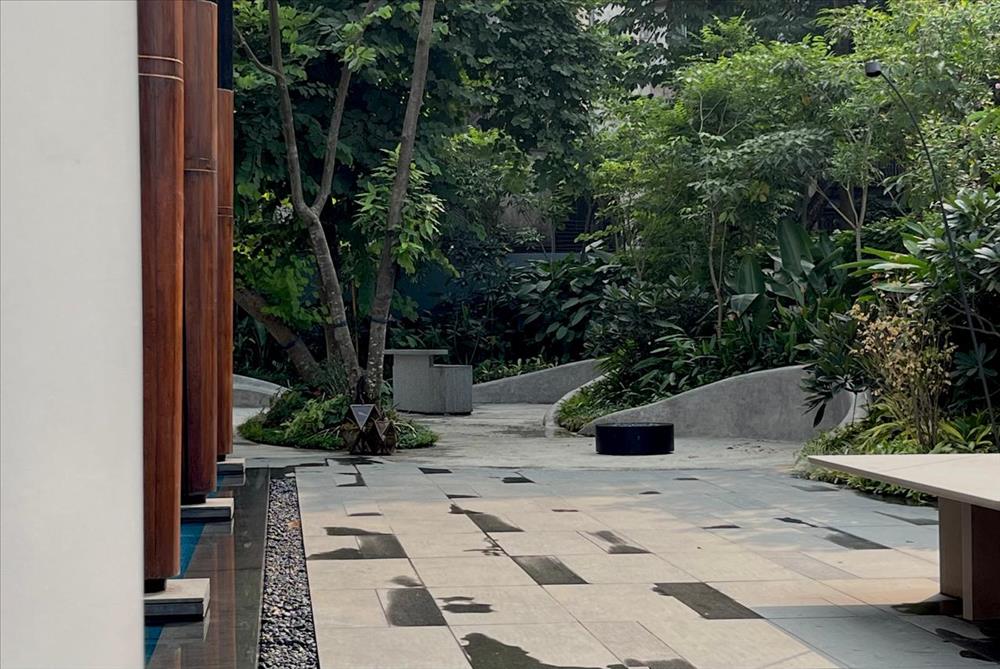 Alipur White House landscape photo