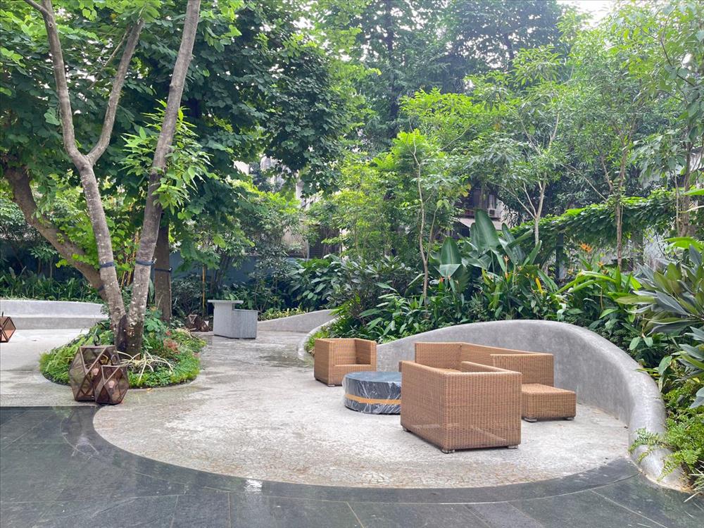 Alipur White House landscape photo